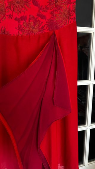 Vestido rojo invitada estilo oriental