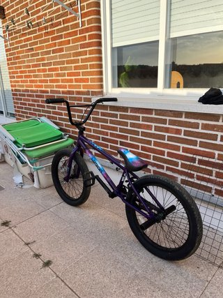Bicicleta BMX Legion Morada