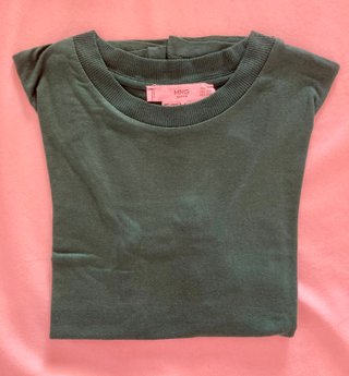 Camiseta verde Mango manga corta