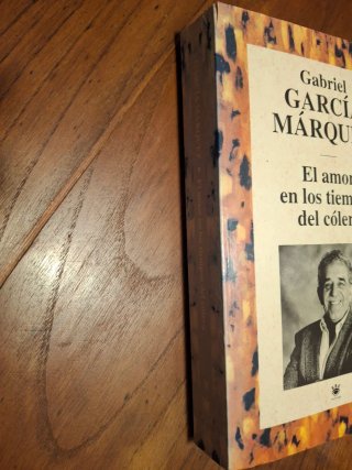 Clásico《El amor en los tiempos de cólera》