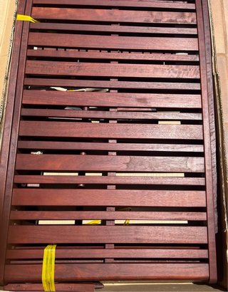 Tumbona madera maciza con colchoneta sin estrenar