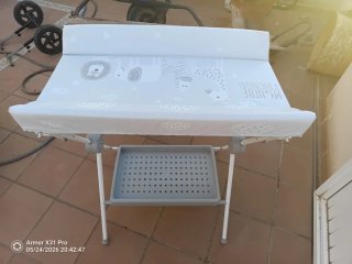Cambiador de bebé plegable con estampado