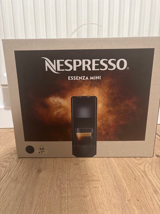Cafetera Nespresso Essenza Mini Nueva
