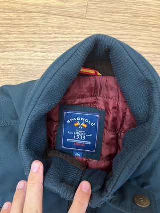 Chaqueta azul acolchada