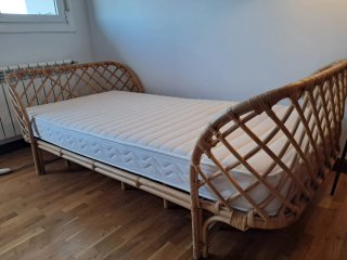 Cama/Sofá Ratán y Madera