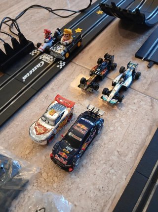 Scalextric Carrera Go Mario Kart