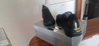 Scarpe Emporio Armani EA7 Nere e Oro