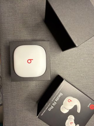 Beats Fit Pro Blancos