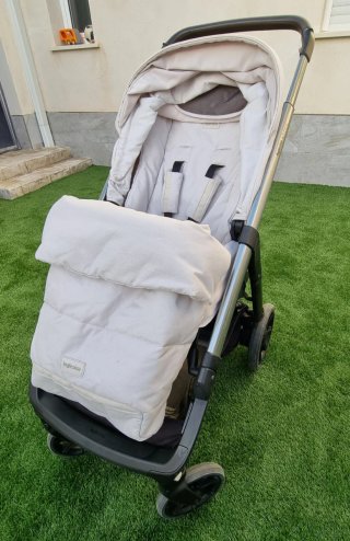 Silla de paseo y capazo Inglesina