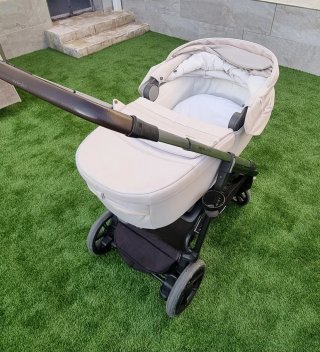 Silla de paseo y capazo Inglesina