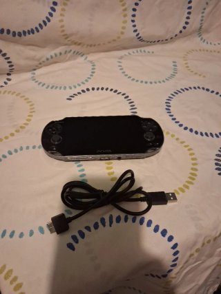 PS Vita Fat PSH 1004 Negra