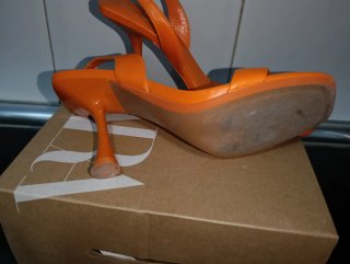 Sandalias tacón naranja Zara Talla 37