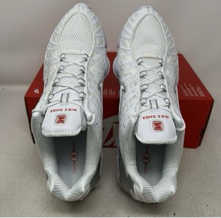 Nike Shox TL Zapatillas Blancas y Plateadas