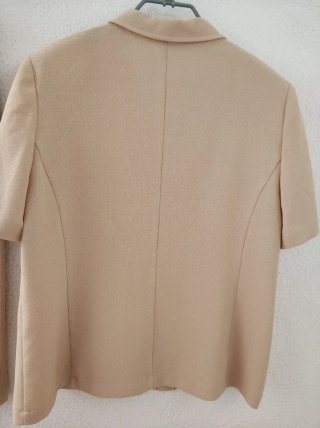 Traje de Chaqueta y Falda