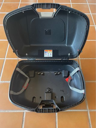 Baúl Honda 52L y 2 alforjas laterales