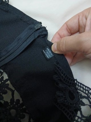 Vestido negro con encaje