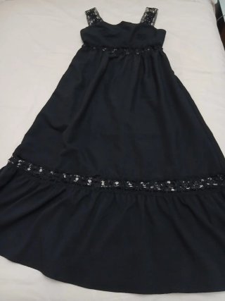 Vestido negro con encaje