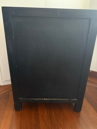 Mesita Oriental lacada y Pintada a Mano