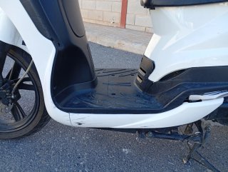 Peugeot Tweet 125
