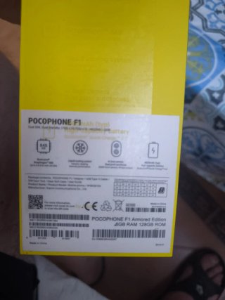 Pocophone F1 Xiaomi Negro versión Armoured