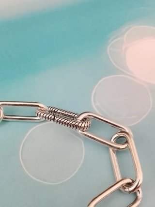 Pulsera eslabones y rayas
