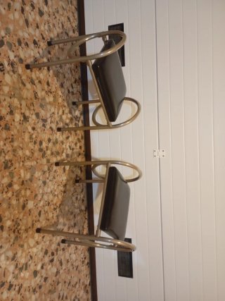 2 Taburetes Vintage Piel y Metal