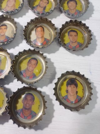 COLECCIÓN 24 CHAPAS FUTBOL, F.C BARCELONA, MESSI