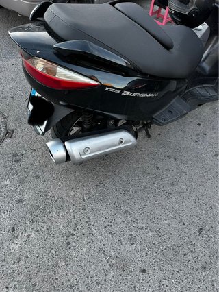 Suzuki Burgman 125 Negra