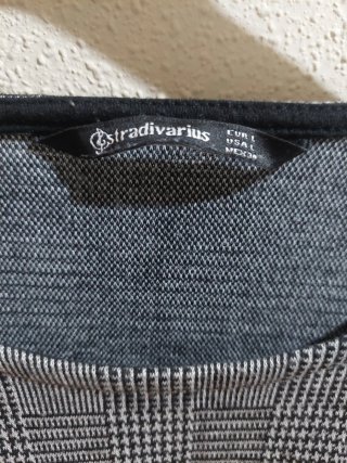 Lote 2 vestidos Stradivarius