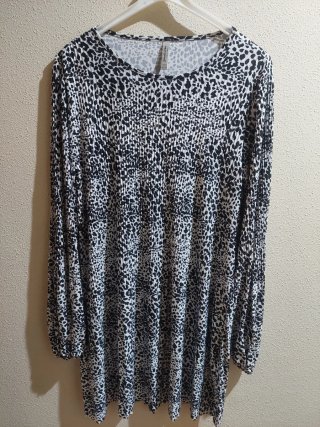 Lote 2 vestidos Stradivarius