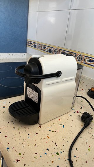 Cafetera Nespresso Krups Beige