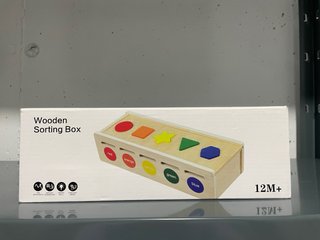 Caja de madera para clasificar formas