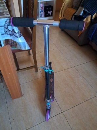 Patinete infantil Los Descendientes