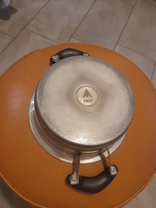Pentola A.M.C. in metallo e plastica