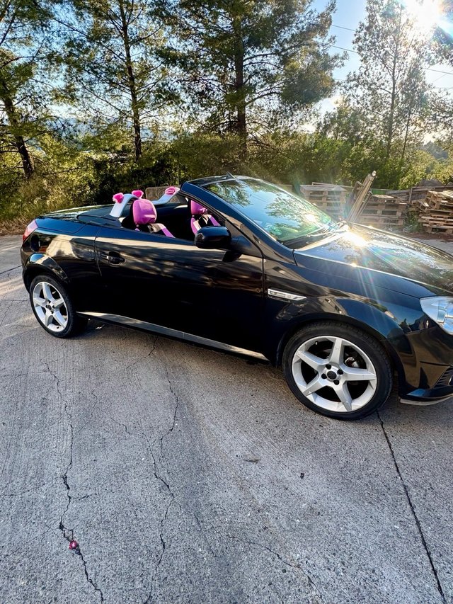 Opel Tigra 2006