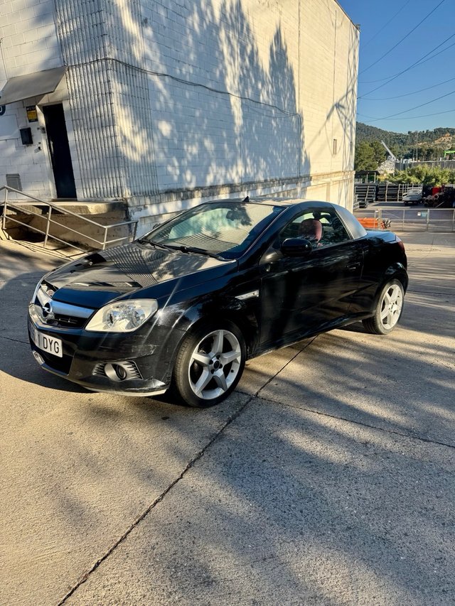 Opel Tigra 2006