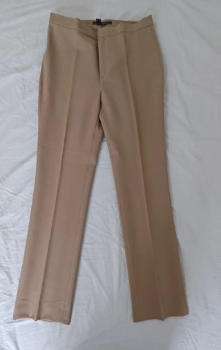 Traje Zara Basic chaqueta y pantalón camel
