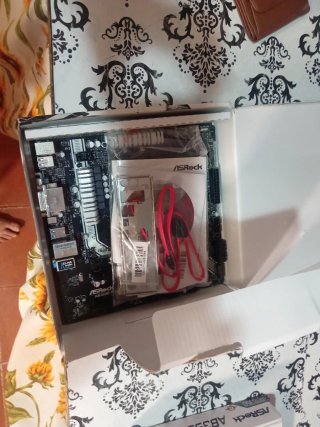 Placa base ASRock AB350M PRO4