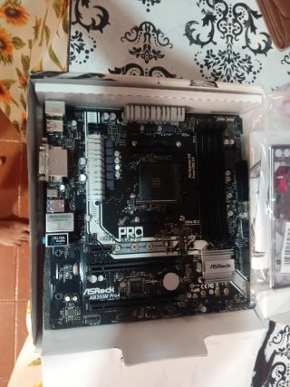 Placa base ASRock AB350M PRO4
