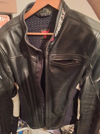 Chaqueta de moto Dainese cuero talla 52