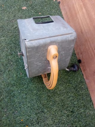 Máquina de gotele antigua Bertani.