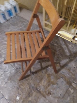Silla plegable de madera