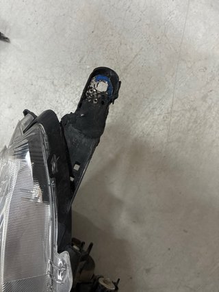 Faro Mitsubishi Space Star 2022