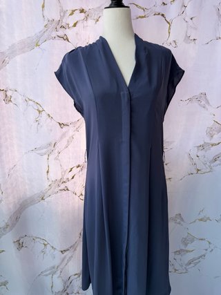 Vestido camisero fluido azul talla S