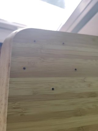 Escritorio bambú · Ikea · Hogar (perfecto estado)