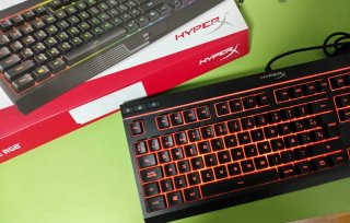 Teclado y Ratón Gaming HyperX + Alfombrilla