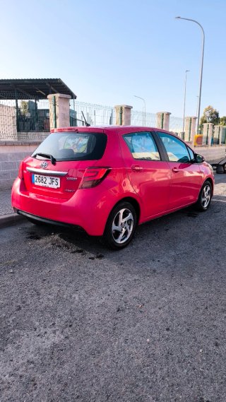Toyota Yaris 2015