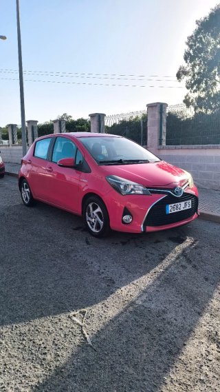 Toyota Yaris 2015