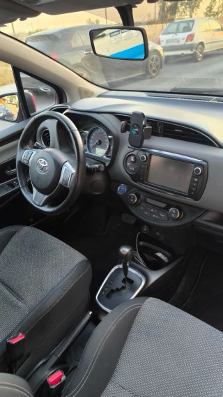 Toyota Yaris 2015
