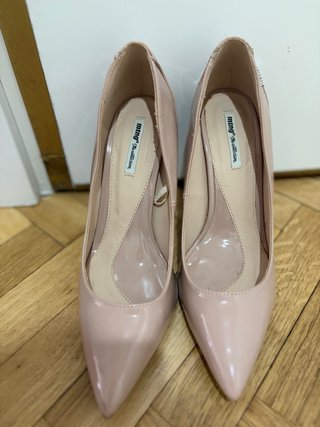 Zapatos de tacón Mustang nude rosado